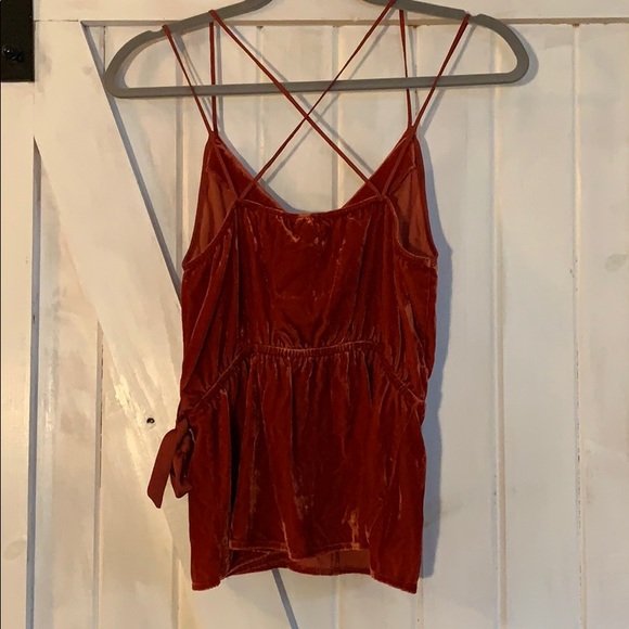 Express Rust faux wrap velvet cami tank small bnwt - Picture 3 of 4